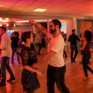https://tanzkonzept-erfurt.de/wp-content/uploads/2026/04/Salsa-Club-300x300.jpg