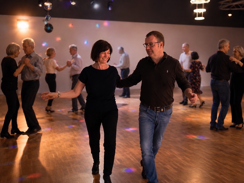 https://tanzkonzept-erfurt.de/wp-content/uploads/2026/04/Tanzclub-kreis.jpg